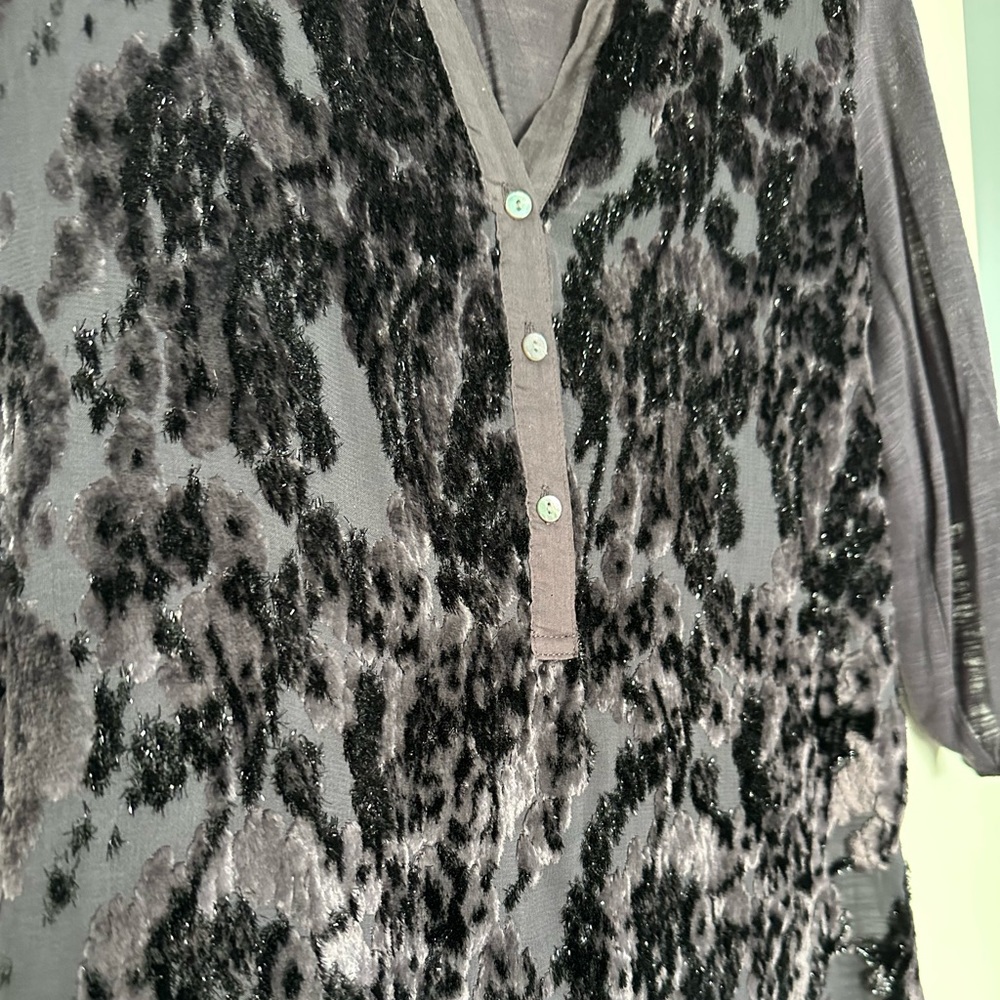 Anthropologie Top - Picture 3 of 10